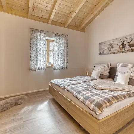 Dağ evi Ferienchalets Zum Lebzelter Mit Sauna Und Whirlpool *