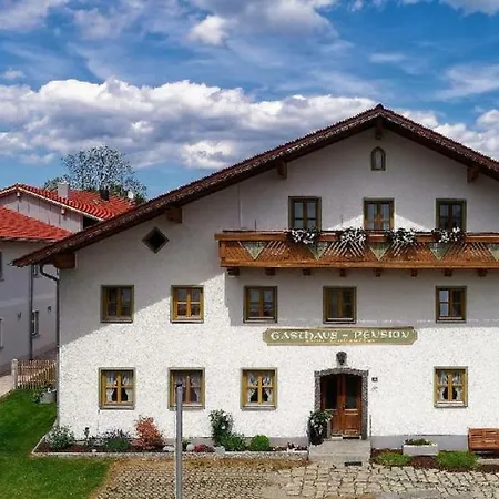 Ferienchalets Zum Lebzelter Mit Sauna Und Whirlpool * Freyung