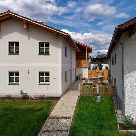 Und Ferienchalets Zum Lebzelter Chalet