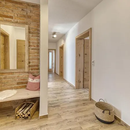 Ferienchalets Zum Lebzelter Mit Sauna Und Whirlpool 샬레 *