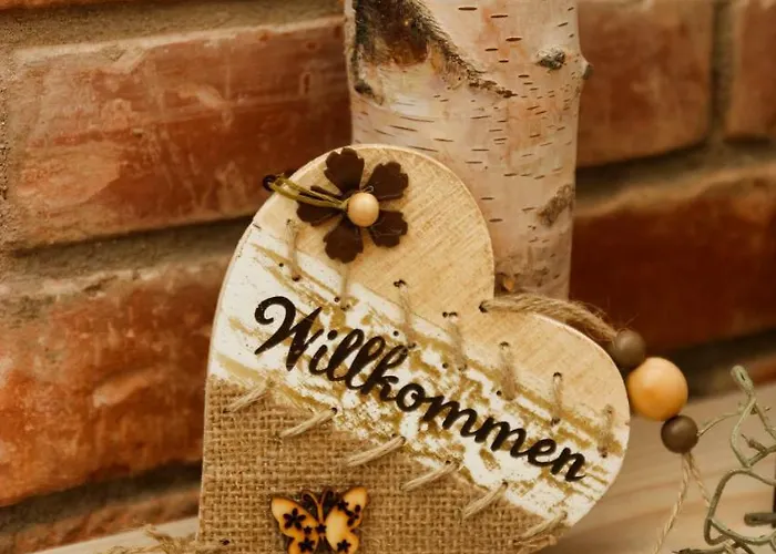 Ferienchalets Zum Lebzelter Mit Sauna Und Whirlpool Фрайунг