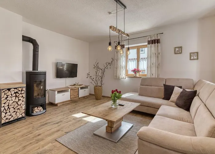 Ferienchalets Zum Lebzelter Mit Sauna Und Whirlpool Фрайунг
